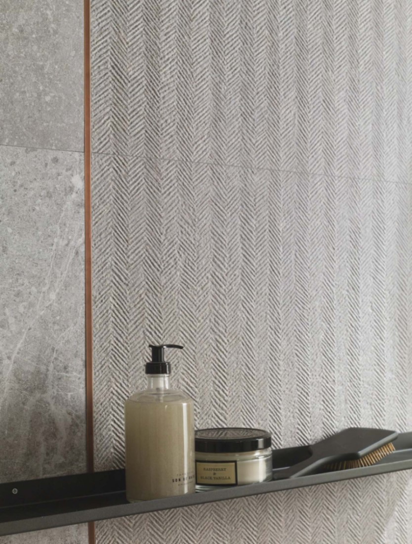 Керамическая плитка  PORCELANOSA NOIR TOPO SPIGA 45х120 G-274