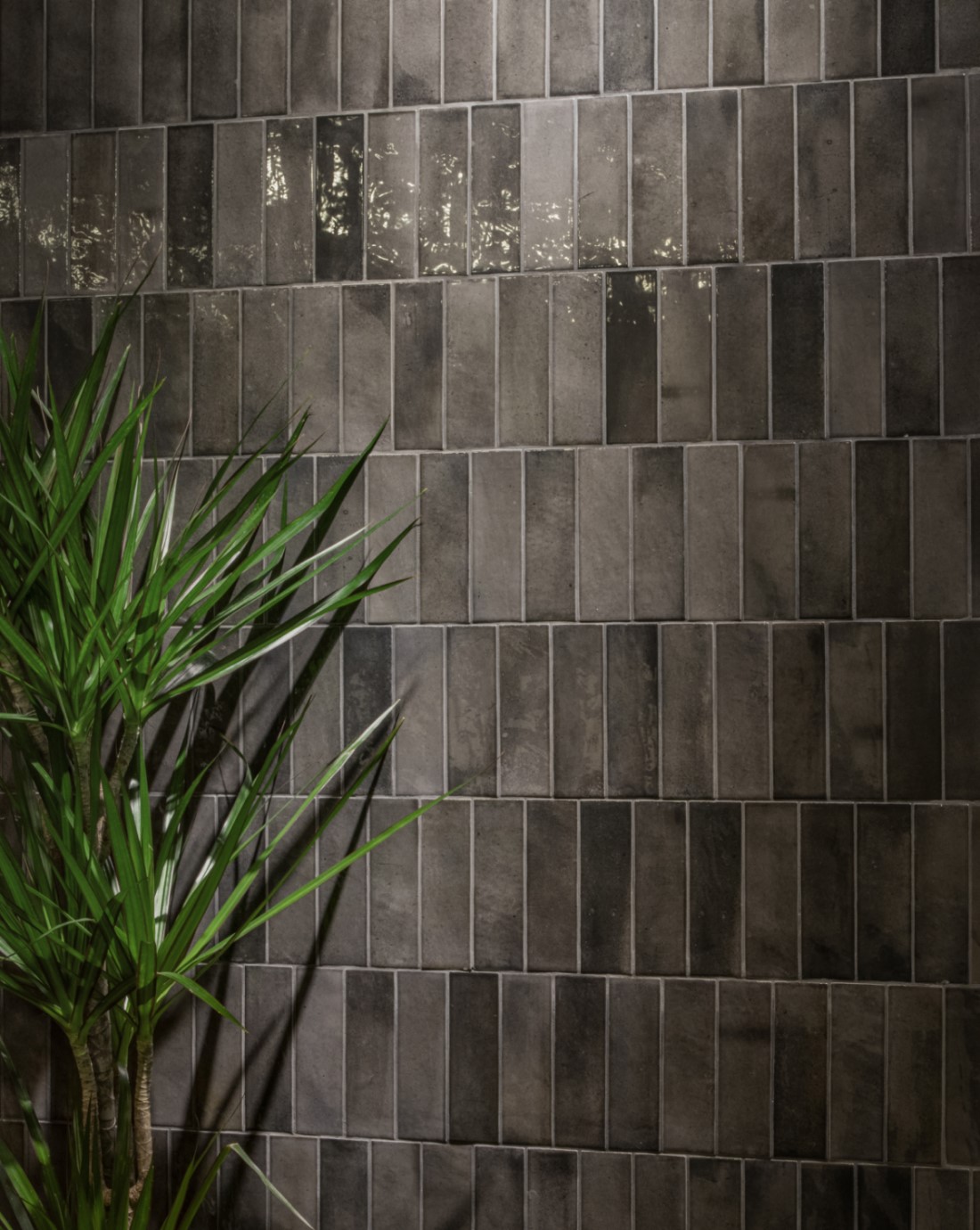 Керамическая плитка  EQUIPE HANOI BLACK ASH 6.5х20 EQ-3