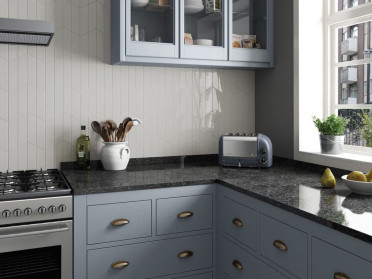 Керамическая плитка Chevron Black Right Matt 5.2x18.6 от Equipe Ceramicas (Испания)