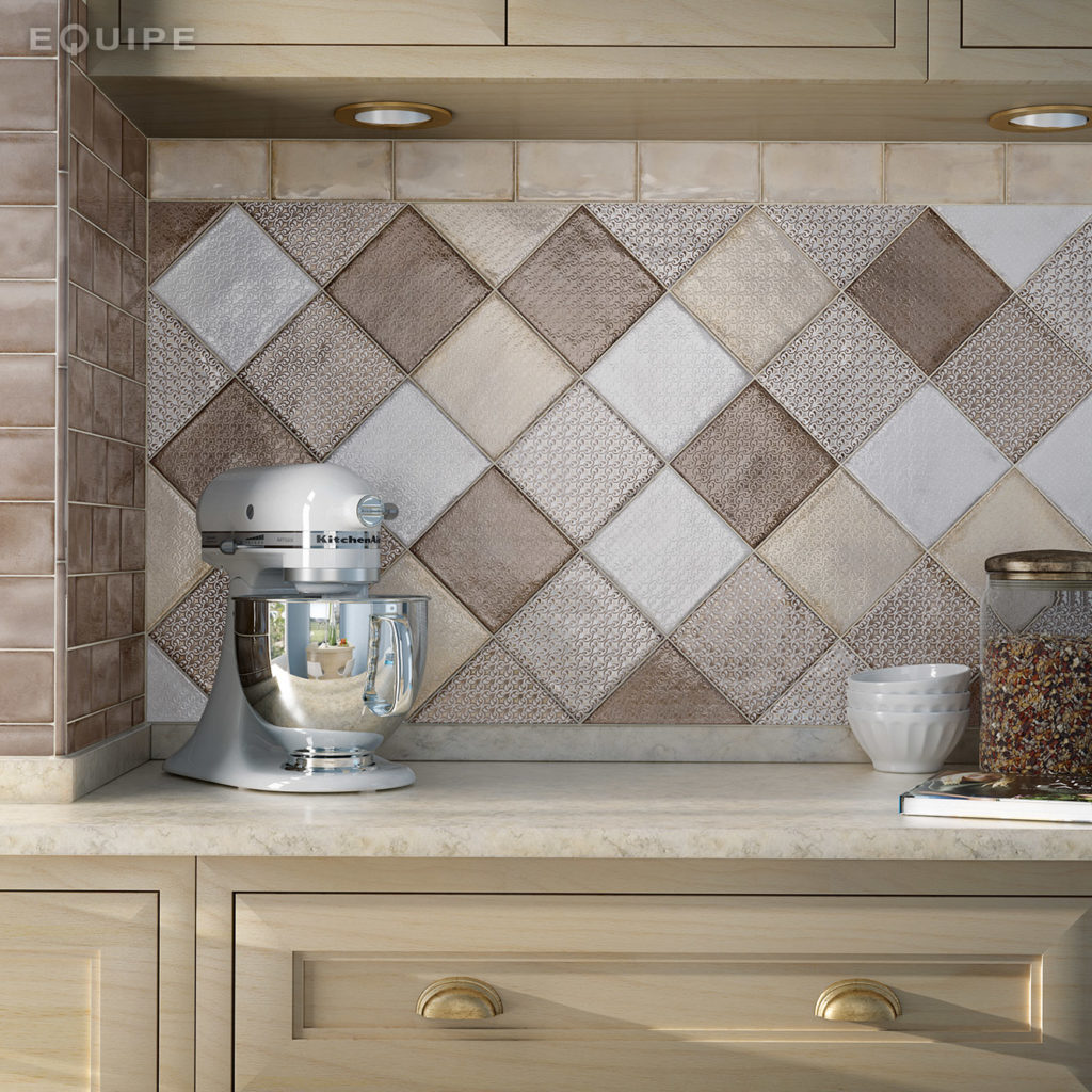 Керамическая плитка  EQUIPE SPLENDOURS ROYAL BROWN 15х15 EQ-10D