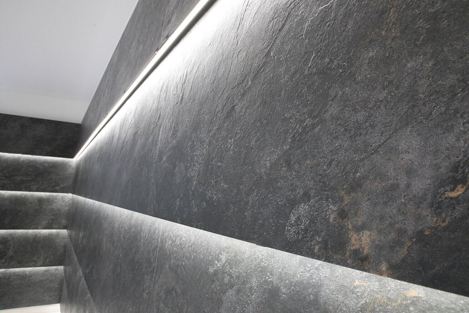 Керамическая плитка  PORCELANOSA IMAGE DARK 33.3х100х0.92 G-271
