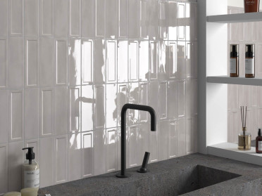Керамическая плитка ISLAND FRAME WHITE (31207) 6.5x20 от Equipe Ceramicas (Испания)