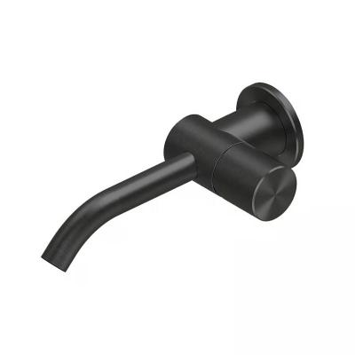QuadroDesign HUM 2421TON Смеситель для раковины на 1 отверстие из стены, 207мм, цвет Black Gold